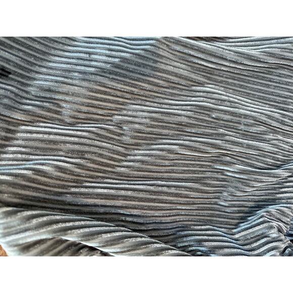 Anthropologie Women's Gray Corded Velvet Slouchy Tote Bag - Picture 4 of 9